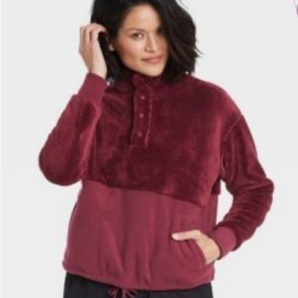 All In Motion Burgundy Sherpa Pullover S - Picture 1 of 5